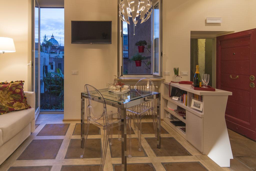 La Porta Rossa Di Borgo - Vatican Luxury Suite Rome Exterior photo