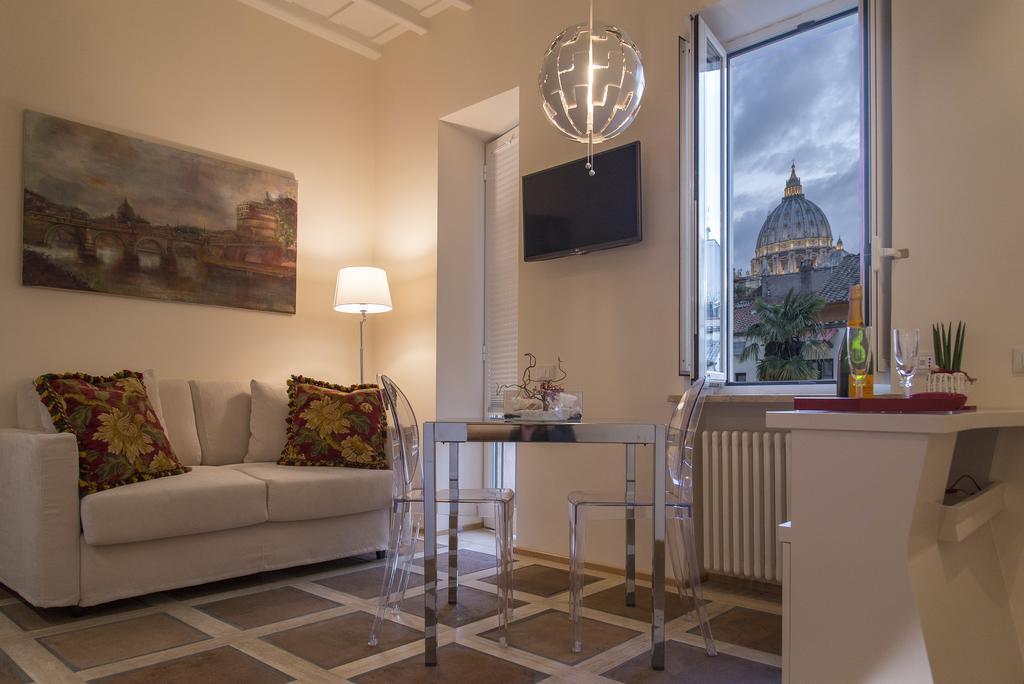 La Porta Rossa Di Borgo - Vatican Luxury Suite Rome Exterior photo